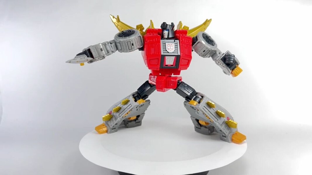 In Hand Image Of Transformers Studio Series 86 Leader Dinobot Snarl  (29 of 32)